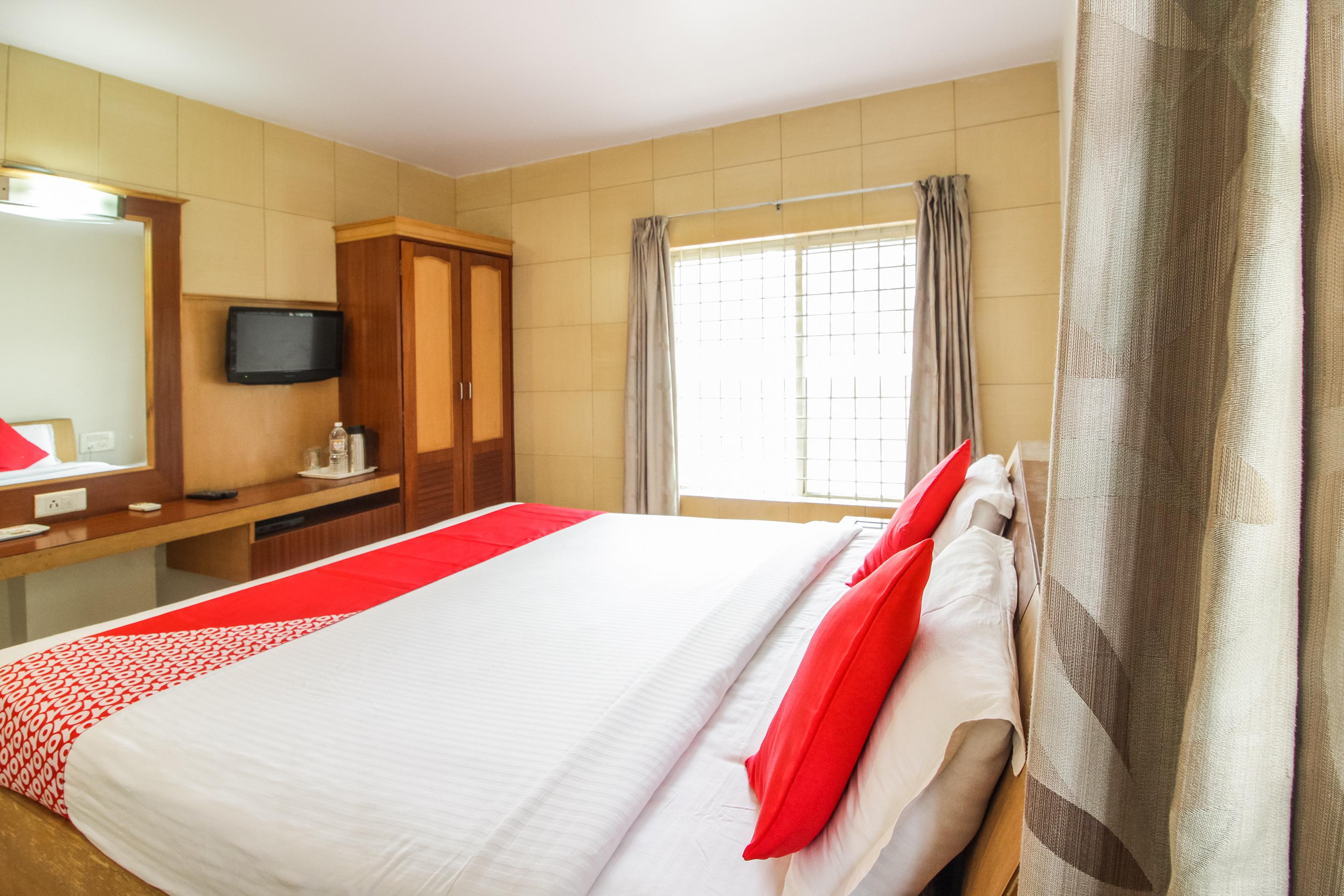 Hotel White Parrot Mysore Ngoại thất bức ảnh