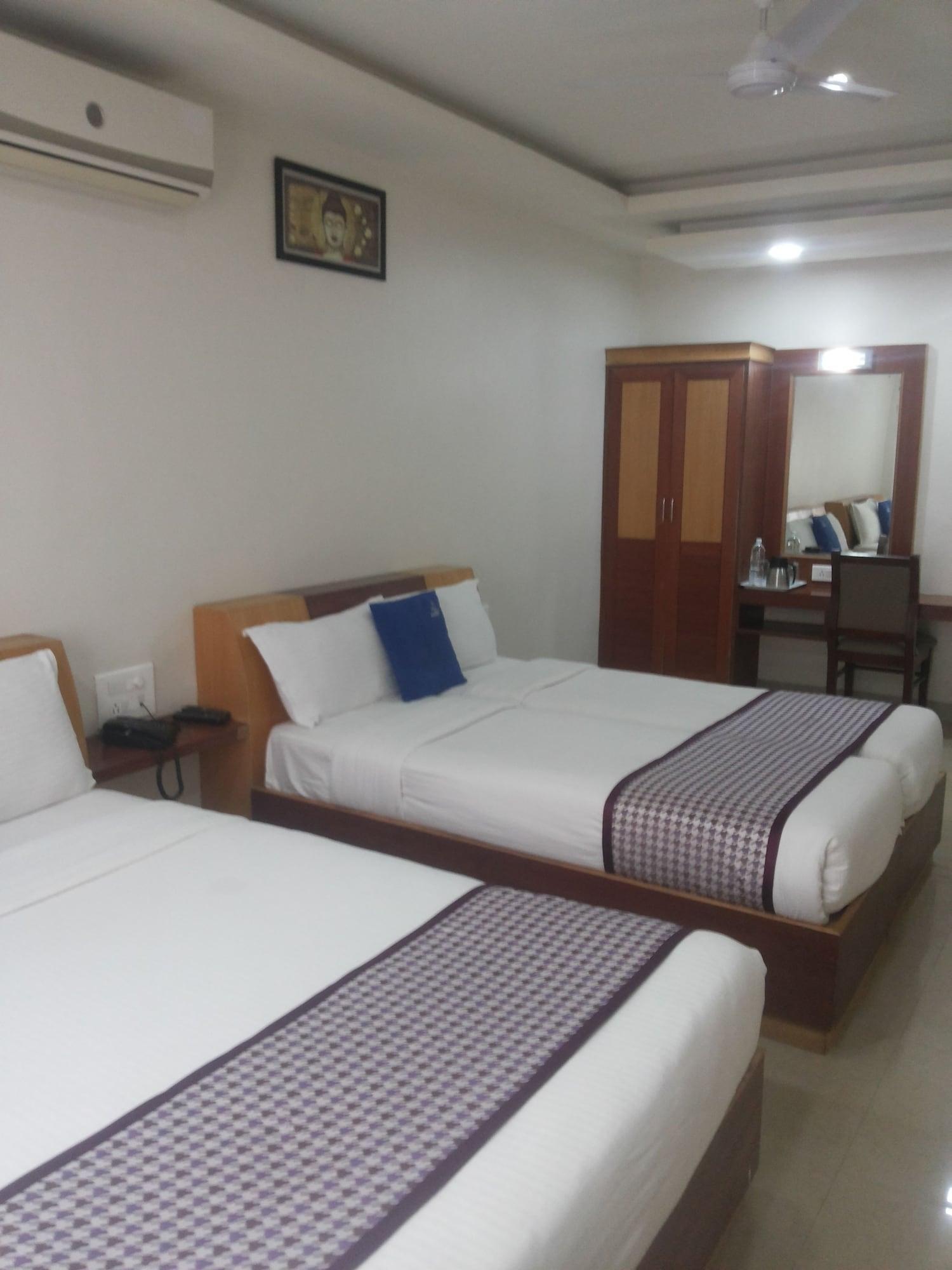 Hotel White Parrot Mysore Ngoại thất bức ảnh