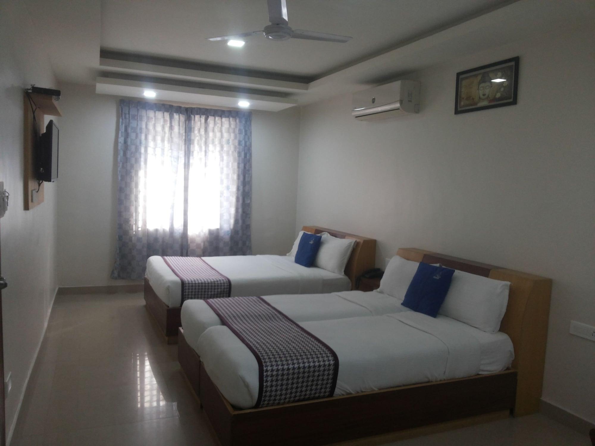 Hotel White Parrot Mysore Ngoại thất bức ảnh