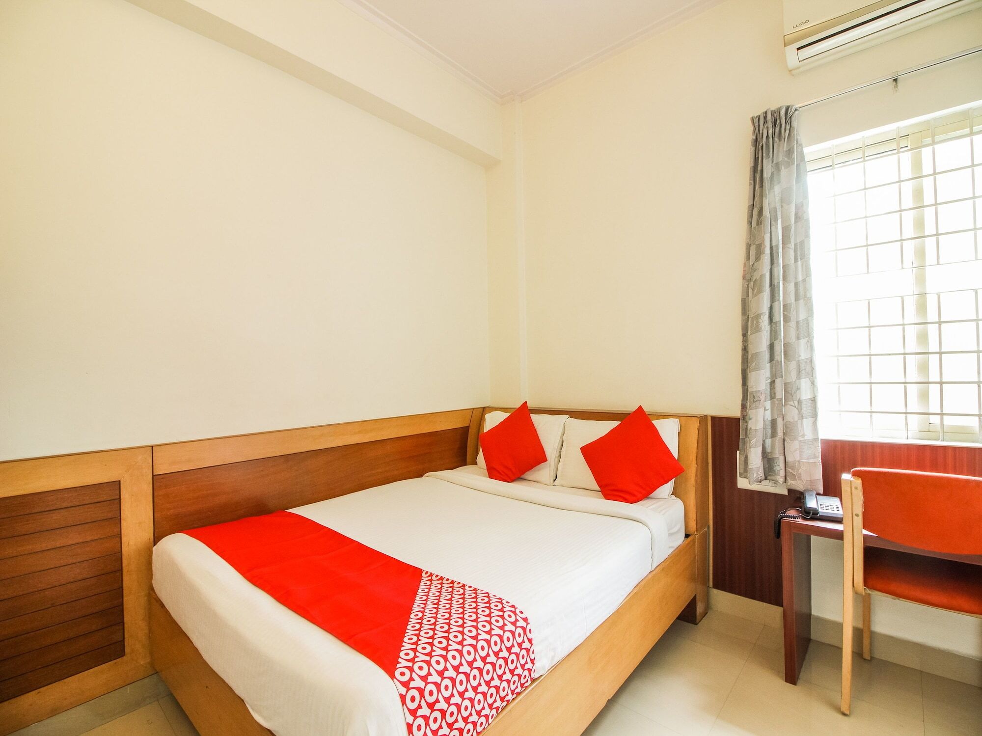 Hotel White Parrot Mysore Ngoại thất bức ảnh
